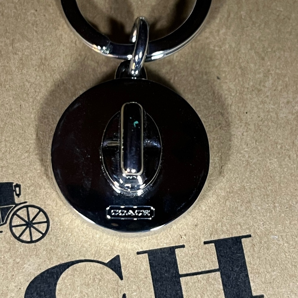 COACH ๐NWT Rainbow Keychain/Bagcharm Vintage Legacy Y2K - Picture 6 of 9